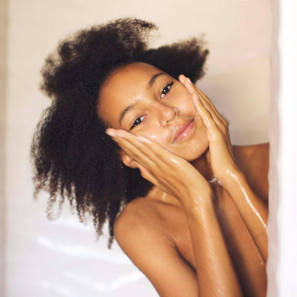 Illutration visuelle 6 de notre Gel douche | Pivoine &amp; Ylang What Matters