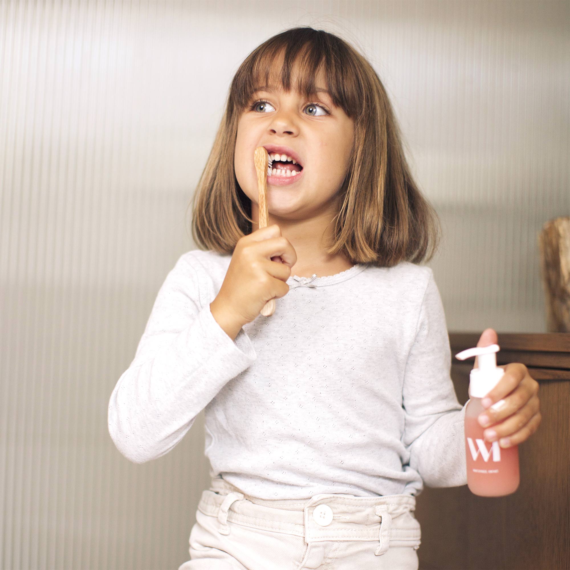 Illutration visuelle 3 de notre Belles Dents Menthe &amp; Enfant What Matters