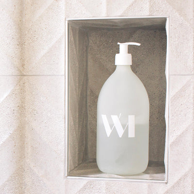 Illutration visuelle 1 de notre Flacon Vide 1L Blanc | Exclusif What Matters